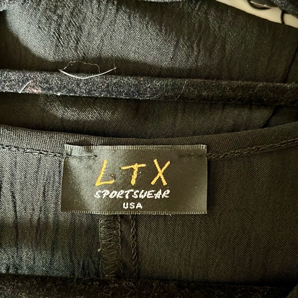 NWOT Black Top - Picture 4 of 5